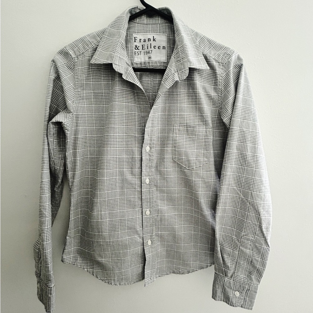 Frank & Eileen Gray Casual Button Down Shirt